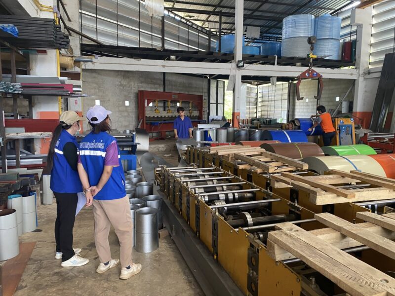 ลงพื้นที่ตรวจสอบและแนะนำการขอใบอนุญาตประกอบกิจการ ให้แก่สถานประกอบการในเขตเทศบาล